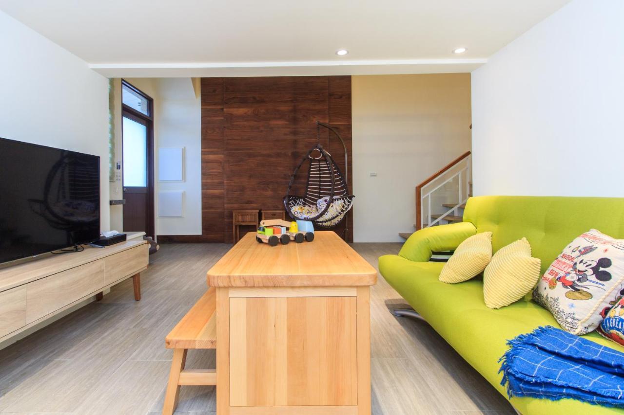 Qing Ping Jn Humanities Hall青萍居人文會館 Wujie Extérieur photo